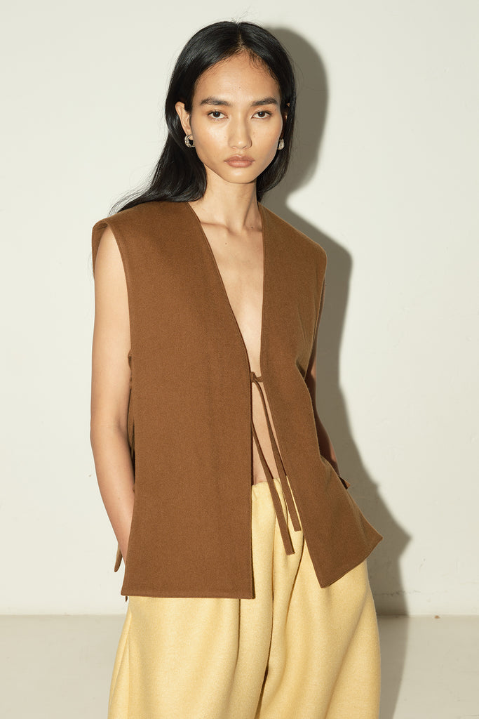 ohga ウールベスト　WOOL VEST ジレ　キャメル　2025AW ohga ウールベスト キャメル 2025AW ITEM | OHGA