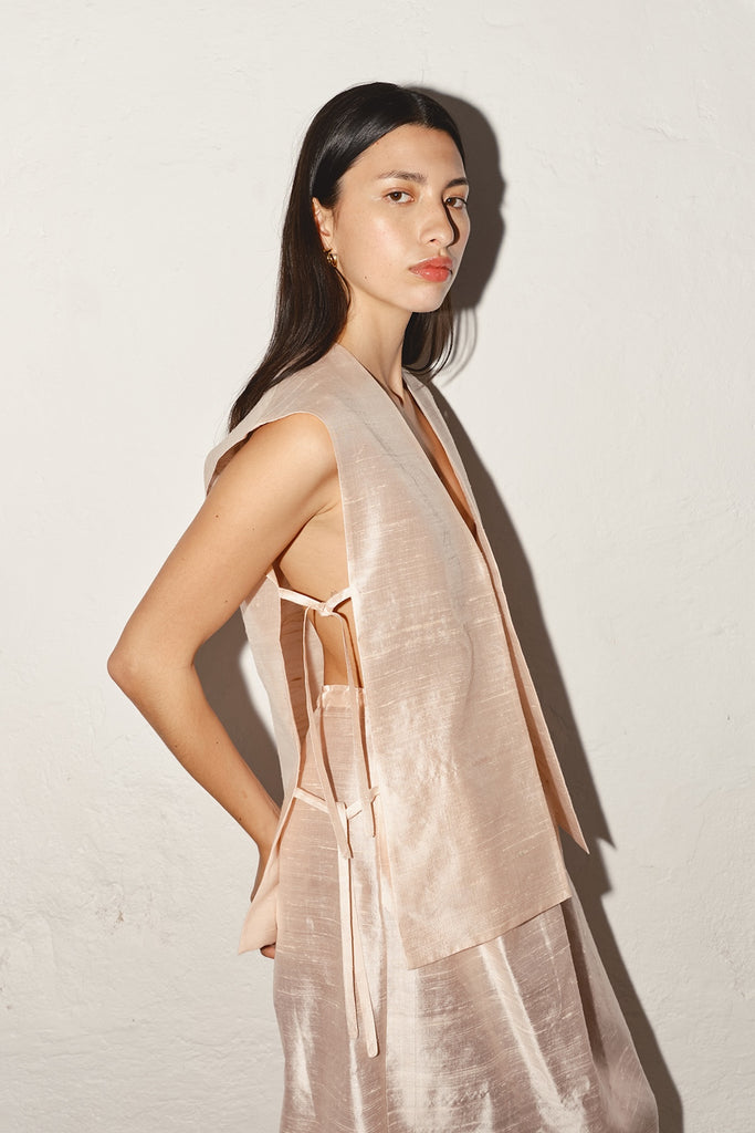 kuuuuu【Acka】tulle vest satin Rose Quartz Dupion Vest – DATURA