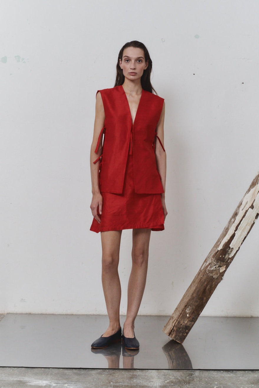 Carmine Quartz Dupion Vest